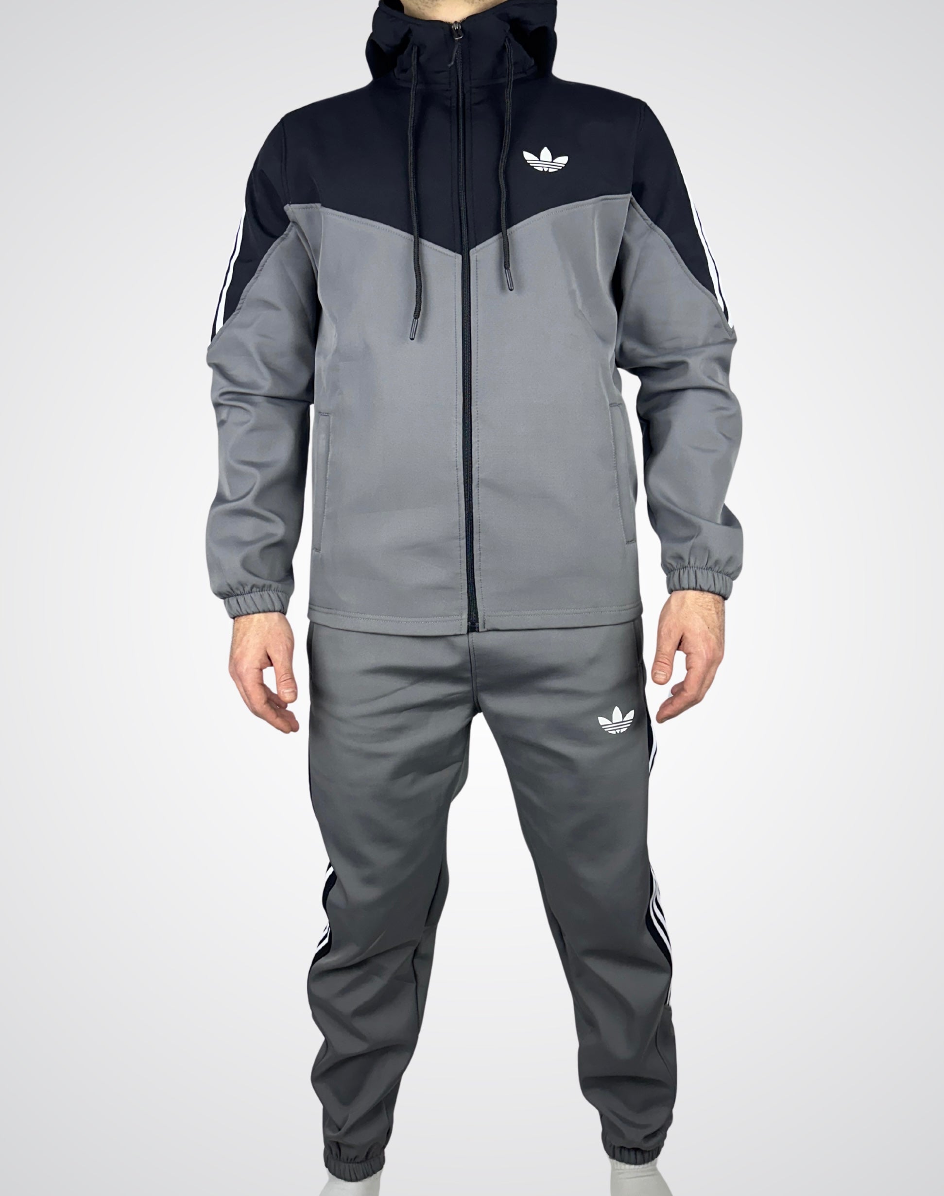 Adidas track suit V